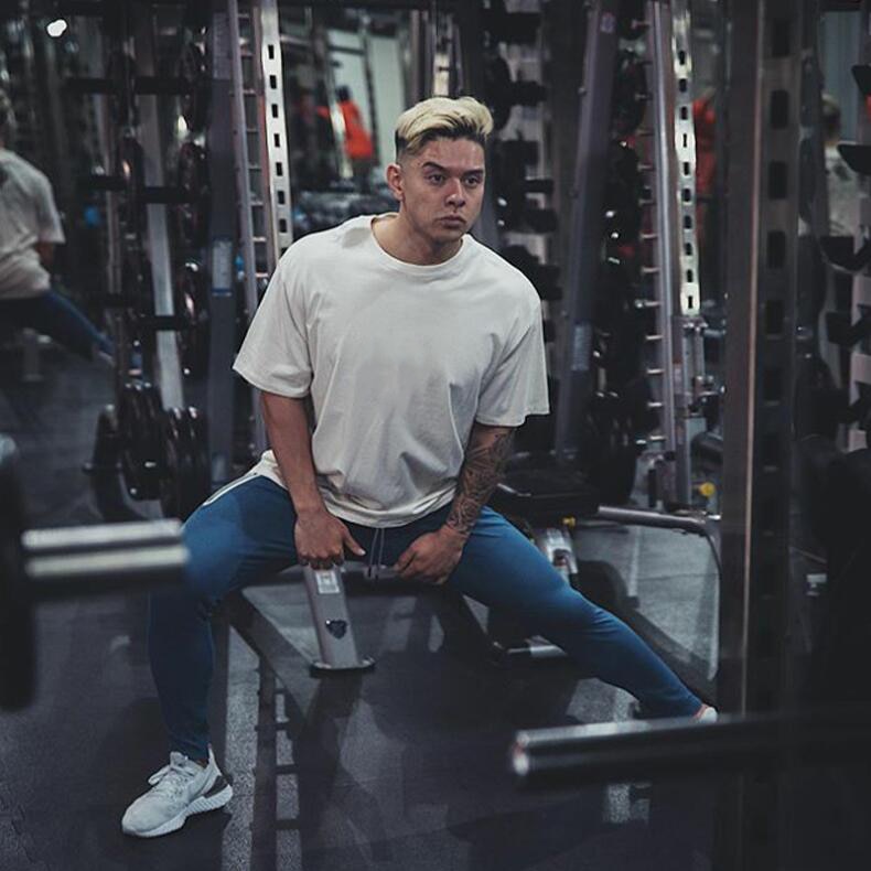 Men's Oversized T shirt Solid Color Gym Clothing Bodybuilding Fitness Loose Sportswear T-shirt Streetwear Hip-Hop Tshirt