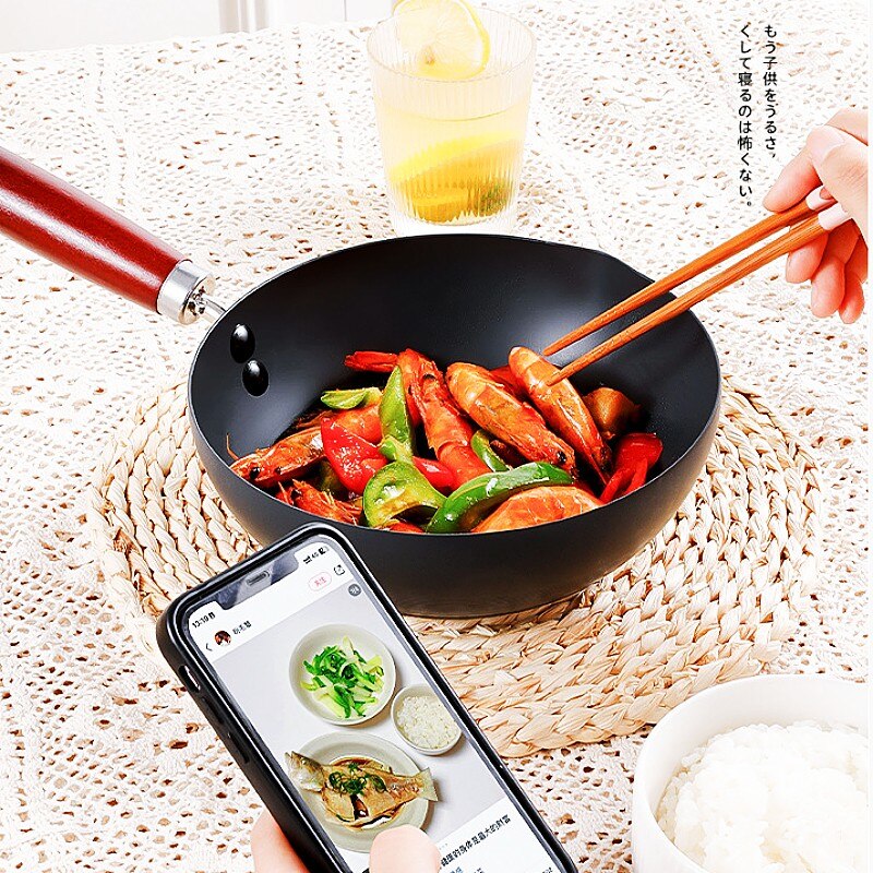 Japanese Iron Non Stick Cooking Pot Gas & Induction Stoves Available Small Honeycomb Bottom Milk Pan with Glass Lid Cookware Set