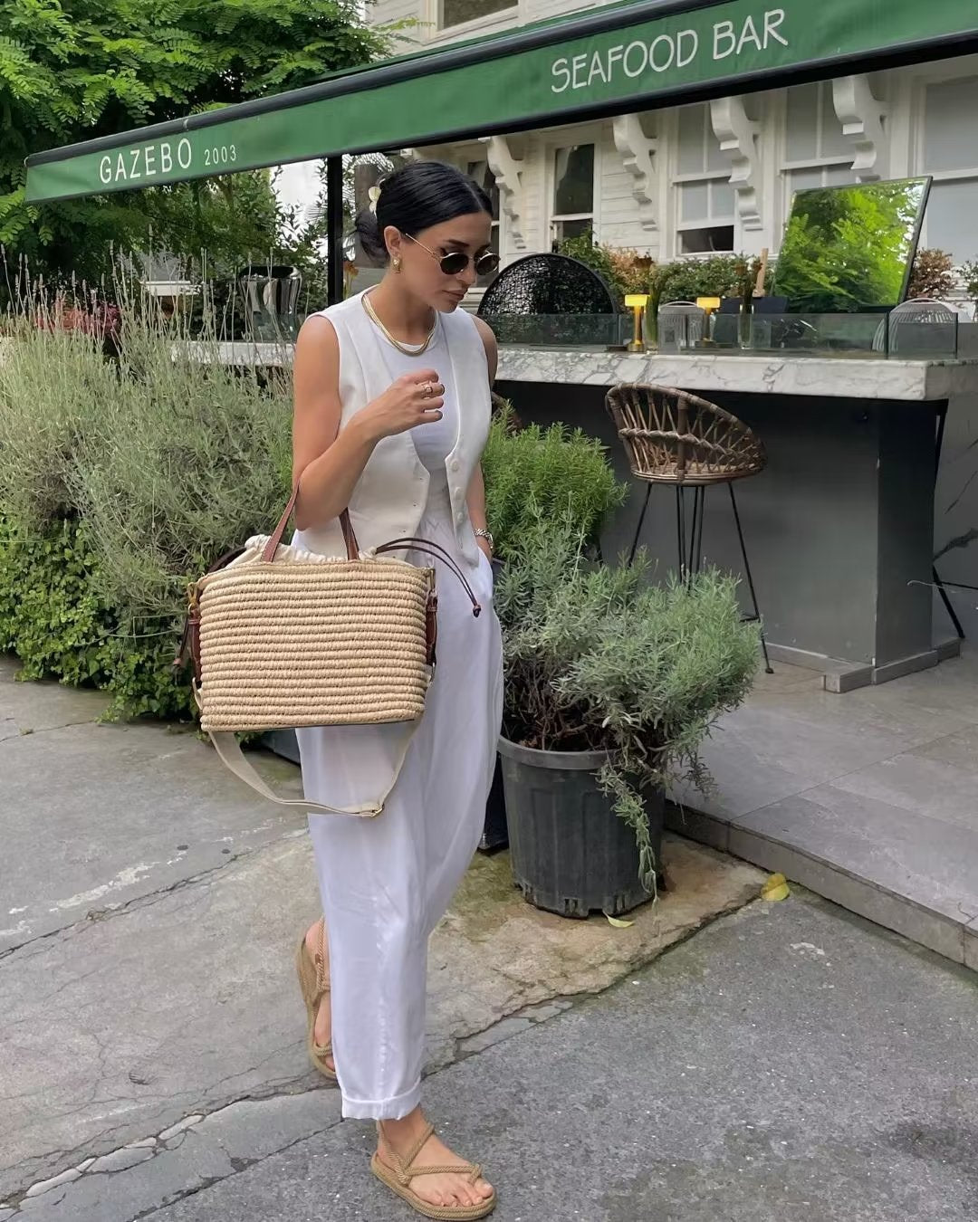 SLTNX 2023 Fashion Women's Vest Summer Sleeveless Vests for Women Chic V-Neck Single-breasted Ladies White Waistcoat Tops New In