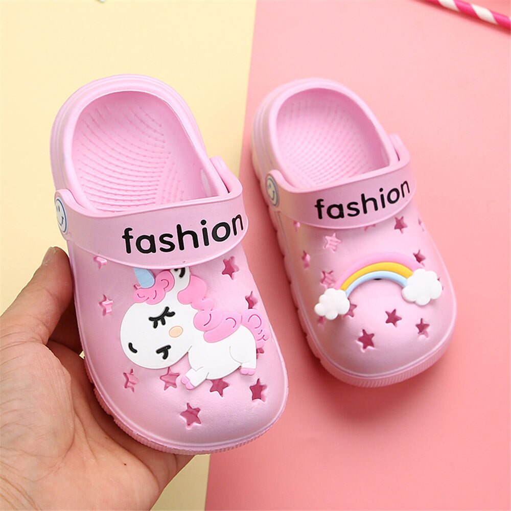 Unicorn Slippers for Boy Girl Rainbow Shoes 2019 Summer Toddler Animal Kids Outdoor Baby Slippers PVC Cartoon Kids Slippers