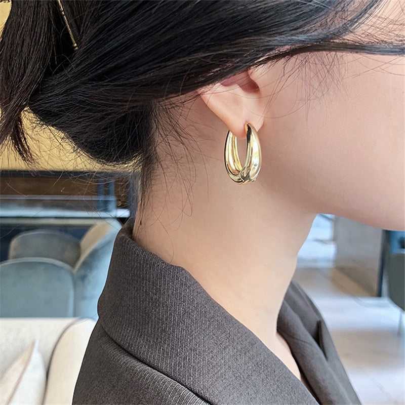 2021 New Classic Copper Alloy Smooth Metal Hoop Earrings For Woman Fashion Korean Jewelry Temperament Girl&#39;s Daily Wear earrings