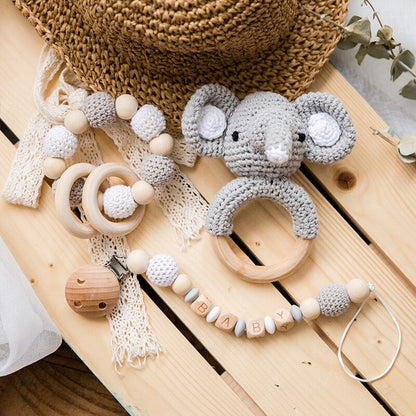 1Pc Baby Wooden Teether Crochet Giraffe Rattle Toy BPA Free Wood Rodent Rattle Baby Mobile Gym Custom logo Educational Toys