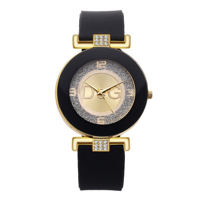 Simple Black White Quartz Watches Women Minimalist Design Silicone Strap Wristwatch Big Dial Women&#39;s Fashion Creative Watch 2022