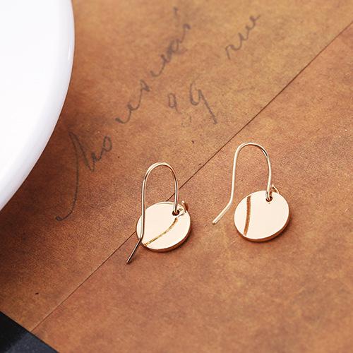 2017 New Hollow Geometry Earrings Heart Sweet Gold Love Earrings Women Gifts Jewelry Orecchini Brincos Pendientes Oorbellen