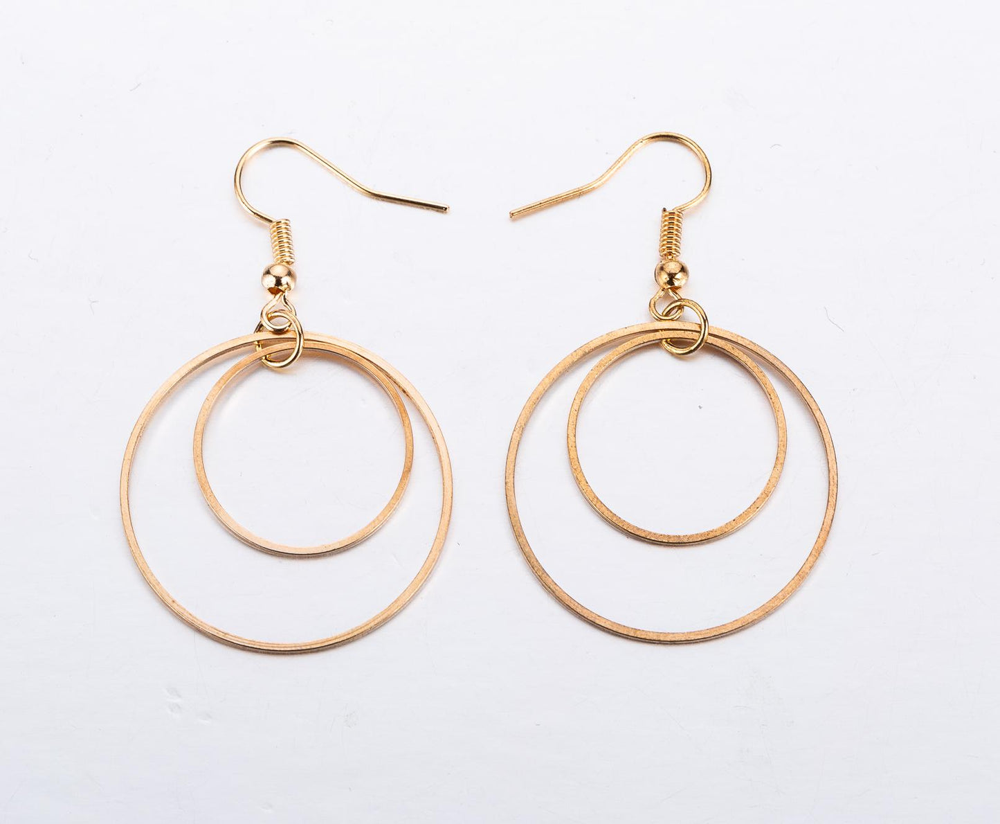 2017 New Hollow Geometry Earrings Heart Sweet Gold Love Earrings Women Gifts Jewelry Orecchini Brincos Pendientes Oorbellen