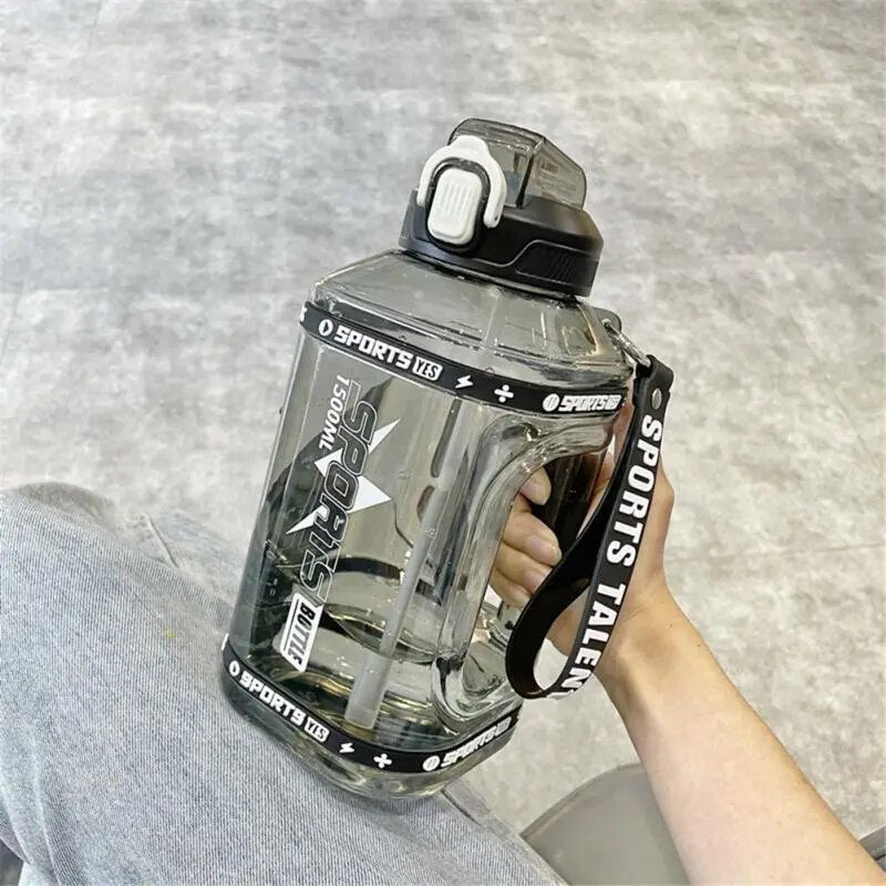 Sports Water Bottle 1.5/2.3L Large Capacity Water Cup Outdoor Fitness Portable Straw Water Bottle Men Women Summer Water Bottle