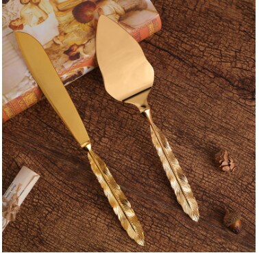 Western food baking tools hollow out handle triangular pizza shovel cake dessert knife two-piece Wedding Gift Set