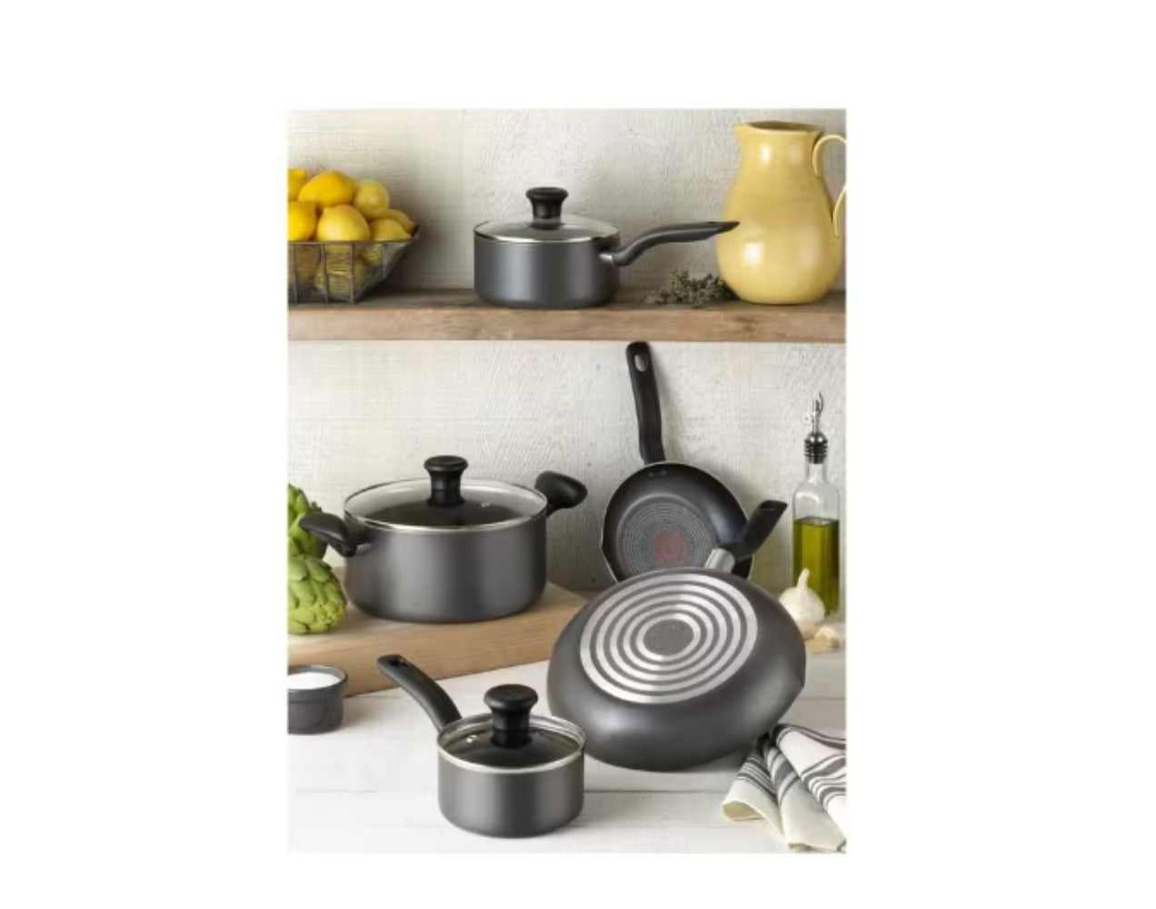 Initiatives 10-Piece Aluminum Nonstick Cookware Set in Black