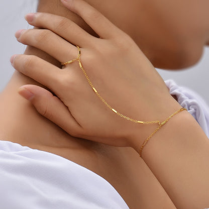 Bracelet à chaîne Simple avec pendentif en forme de cœur, anneau de doigt large en plaqué or pour femmes, bijoux de harnais à main