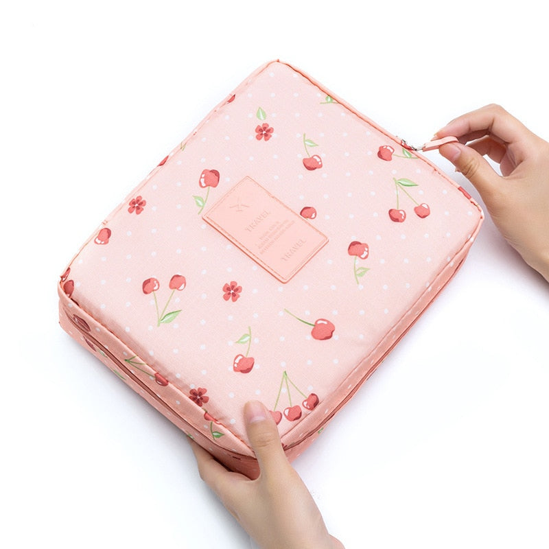 Outdoor Girl Cosmetic Bag Makeup Bag Women Toiletries Organizer Waterproof  Storage   for  Cosametics Fashion Make up Pouch Case