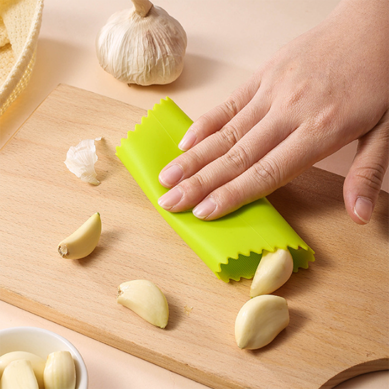 Silicone Garlic Peeler Fruit  Vegetable Tools Simple and Practical Kitchen Tools  Non-toxic Safe Gadgets  Kitchen Accessories