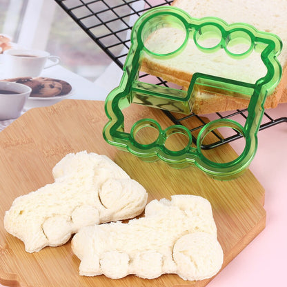 Home Kitchen Sandwich Bread Biscuit Cutting Dies Mold Cute Cartoon Animal DIY Jigsaw Puzzle Children Breakfast Bento Baking Tool