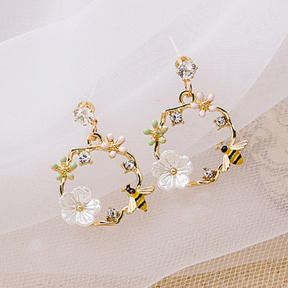 Trendy Cute Kitten Ear Hook Cartoon Girl Flower Cat Earrings Sweet and Fresh Texture Earrings pendientes  pendientes colgantes