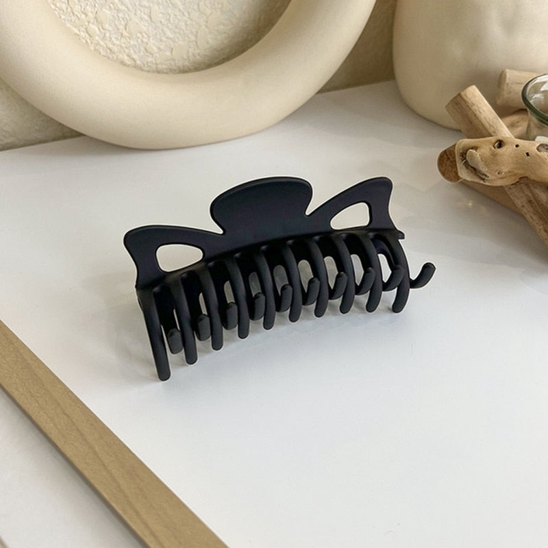 1PC Black Large Hair Claws Elegant Acrylic Hair Clip Hairpins Barrette Crab Claw Clips Headwear For Women Girls Hair Accessories