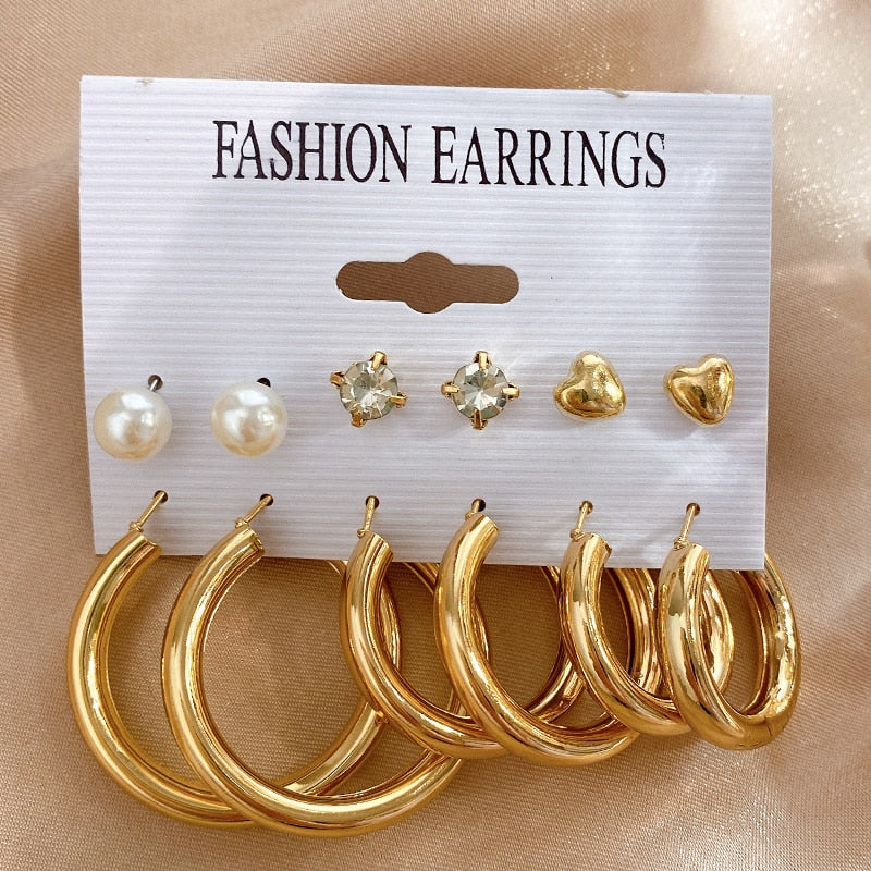 17KM Pearl Twist Hoop Earrings Set Butterfly Acrylic Dangle Earrings for Women Metal Hollow Gold Plated Earring Cartoon Jewelry