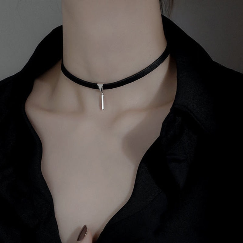 Korean Fashion Velvet Choker Necklace for Women Vintage Sexy Lace Necklace with Pendants Gothic Girl Neck Jewelry Accessories