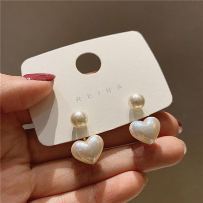 Trendy Vintage Heart Earring Women Classic Black White Stud Earrings Female Fashion Earrings Female Jewelry 2022 Gift