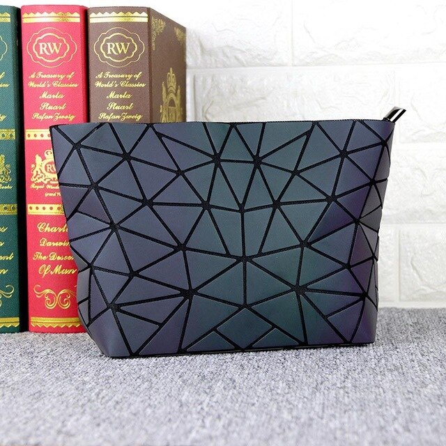 Aliwood Brands Luminous Geometric Women bags Chain Shoulder Bags Clutches Travel Cases Makeup Holographic Female Messenger Bags