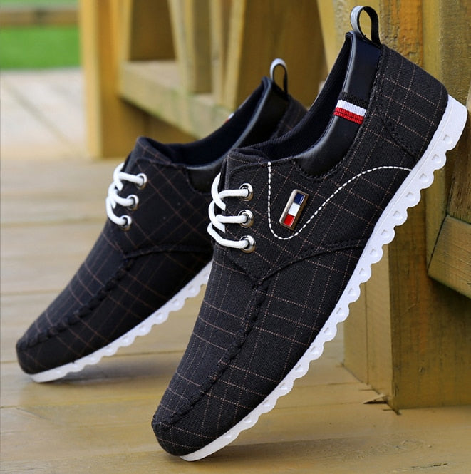 White Vulcanized Sneakers Boys Cheap Flat Comfortable Shoes Men Autumn Spring 2022 Sneakers Sapatenis Masculino chaussures
