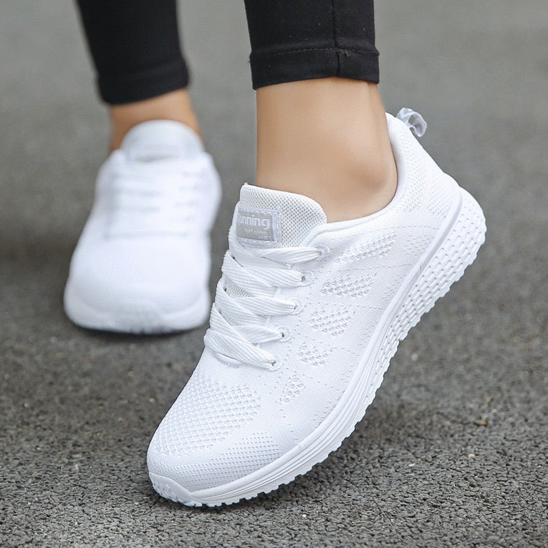 Women Casual Shoes Fashion Breathable Walking Mesh Flat Shoes Sneakers Women 2022 Gym Vulcanized Shoes White Female Footwear