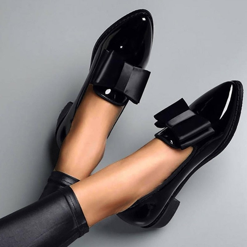 BKQU Spring Autumn Women Shoes Bowtie Loafers Patent Leather Women&#39;s Low Heels Slip On Footwear Female Pointed Toe Thick Heel